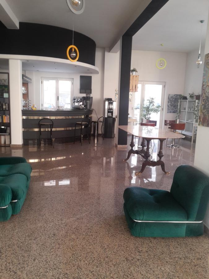 Hotel Antares Garni 길라노바리도 외부 사진