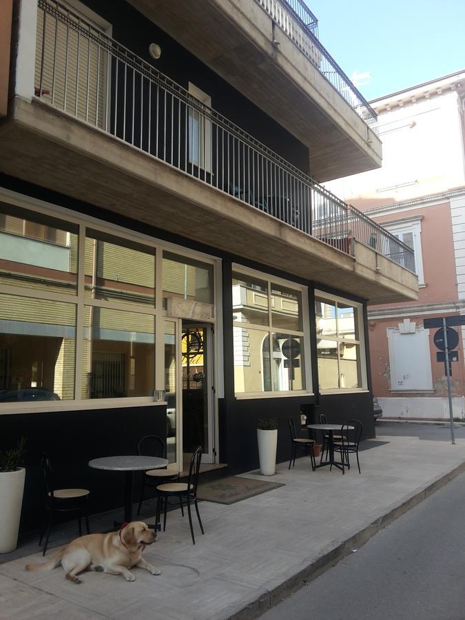 Hotel Antares Garni 길라노바리도 외부 사진
