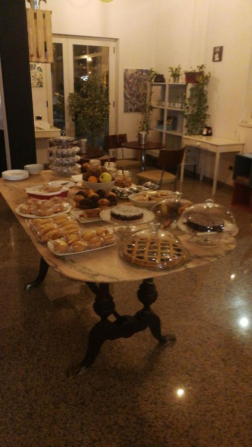 Hotel Antares Garni 길라노바리도 외부 사진