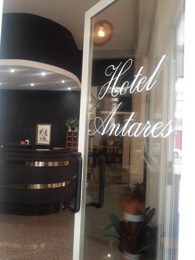 Hotel Antares Garni 길라노바리도 외부 사진
