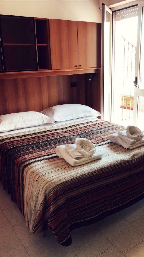 Hotel Antares Garni 길라노바리도 외부 사진